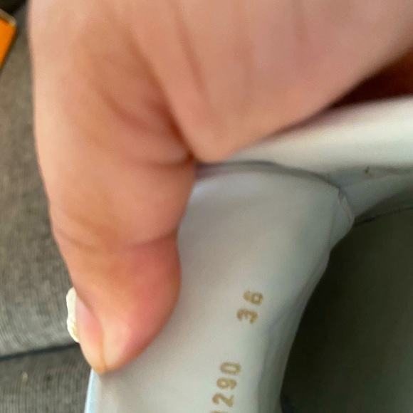 Women shoes LV - Picture 1 of 4